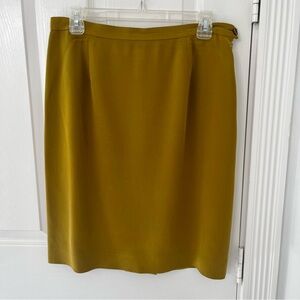 VINTAGE JONES NEW YORK Women’s Elegant Silk Mustard Skirt | Size 12